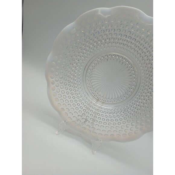 Anchor Hocking 1940s Hobnail Moonstone 10.75" Serving Plate Opalescent - Picture 2 of 5